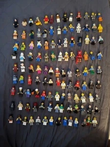 10 LEGO MINIFIGURES - Picture 1 of 1