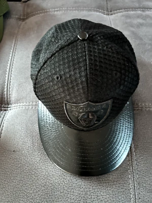 NEU - New Era NFL Raiders 8FIFTY Snapback Cap - Kappe - Bild 1 von 2