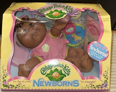 Muñeca recién nacida Play Along Cabbage Patch Kids 2007 CPK 2 Abbie Arlene nacida 27 de diciembre Foto 1 de 3