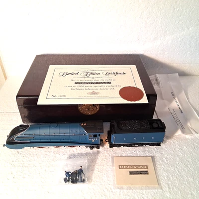 Bachmann Branchline 31-950 Ltd Edition Dominion Of Canada Class A4 4-6-2 MINT - Image 1 of 4