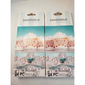 48 weiße Cupcake-Verpackungen David Tutera Laser geschnittene Herzen Schriftrollen Hochzeit Neu im Karton - Bild 1 von 3