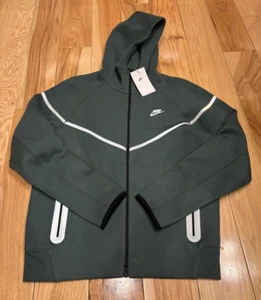 Nike Tech Fleece Windrunner Vintage Green Reflect Silver FZ0754 338 MEDIUM - Picture 1 of 6