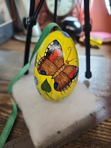 Handpainted Wooden Egg Butterfly with Flowers Design Vintage FREE Shipping - Picture 1 of 5