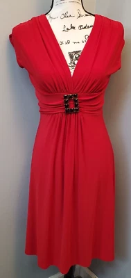 Vestido Vaina B. Darlin Para Mujer Talla 4 Rojo Acanalado Cuello en V Pareja Arañazos Foto 1 de 4