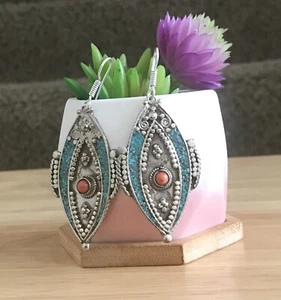 Orecchini Vintage Turchese Corallo Fatti a Mano Bohémien Tibetano Argento Ossidato - Foto 1 di 3