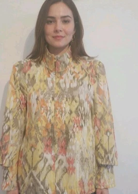 Chico Zenergy 尺寸 2 金属艺术印花 3/4 袖弹力衬衫夹克全拉链  — 第 1/4 张图片