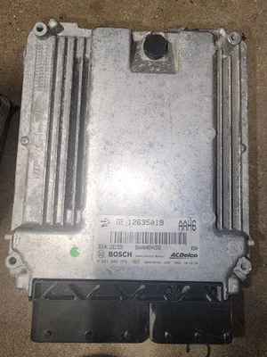 2010 2011 Chevy Traverse GMC Acadia 3.6L Engine Computer ECU ECM 12635019 - Image 1 of 2