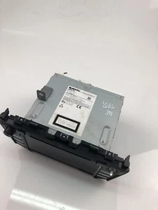 UK1754 SUBARU NAV CD RADIO CONTROL 86271VA460 [PIN/CODE NOT INCLUDED] - Picture 1 of 4