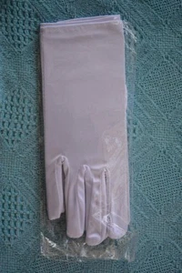 NEW WHITE GLOVES Size-M GR8 for DEB BALL-Races-Evening STRETCH NYLON FABRIC - Picture 1 of 1