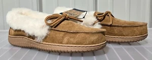 Dluxe by Dearfoams Brown Suede Moccasin Slippers w/ Shearling Lining -- Size 8 - Picture 1 of 6