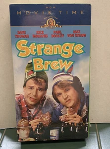 STRANGE BREW DAVE THOMAS, RICK MORANIS VHS MOVIE TIME VHS - Picture 1 of 4