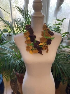 Crochet fancy flowered brown-green necklace/Mother's Day handcrafted necklace - Picture 1 of 2
