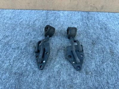 INFINITI FX35 FX50 QX70 09-17 OEM SILENCIADOR ESCAPE SUSPENSIÓN SOPORTE DE MONTAJE (PAR) Foto 1 de 4