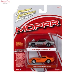 Johnny Lightning 1/64 2008 Dodge Viper SRT 10 und 2014 Dodge Challenger R/T - Bild 1 von 1