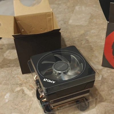 NEW Ryzen 7 3rd Gen 5800XT CPU Heatsink and Fan only - Image 1 of 4