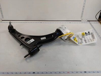 2016-2022 Chevrolet Malibu OEM Front Lower Control Arm 84376572 Foto 1 de 4