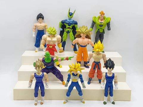 Lot Of 10 Vintage 1989-1997 DRAGON BALL Z Action Figures - B.S./S.T.A Cover