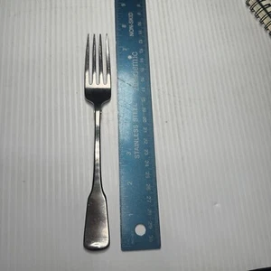 Oneida American Colonial Stainless Dinner Fork - Picture 1 of 3