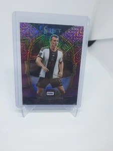 2022-23 Panini Select FIFA Terrazza Viola Mojo Prizm Lukas Klostermann #23 - Foto 1 di 2
