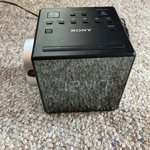 Sony ICF-C1PJ Alarm Clock Radio with Time Projector and Nature Sounds GUC MC9 - Picture 1 of 4