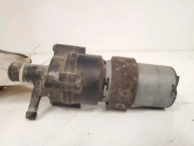Mercedes-Benz CLK500 2004 cupé bomba de agua auxiliar 5,0 L tracción trasera OEM ID# 2038350164 Foto 1 de 4