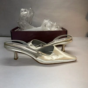 Dyeables Womens Shoes Fiesta Silver Satin heels size 10B Rhinestone no box - Picture 1 of 11