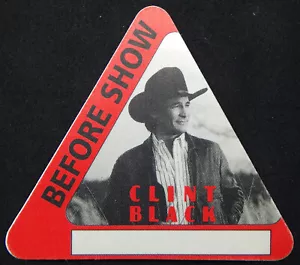 CLINT BLACK BACKSTAGE PASS TOUR "BEFORE SHOW" TRIÁNGULO DE ACCESO ROJO SIN USAR 1991 - Imagen 1 de 2