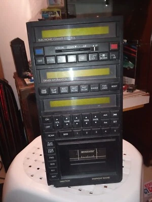 Cadillac Allanté Radio Rack & Driver Information Center. - Immagine 1 di 4