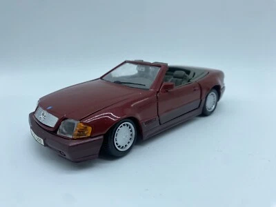 MODELLINO AUTO MERCEDES BENZ 500 SL 1989 - MAISTO - SCALA 1:24 “NO BOX” - Immagine 1 di 4