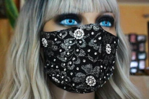 Stoffmaske Mund Nasen Schutz Maske Behelfsmaske Glitzer Strass schwarz Filter - Bild 1 von 10