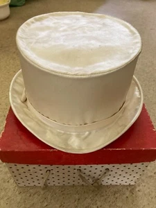 Vintage White Satin Top Hat Wedding Formal Event - Picture 1 of 7
