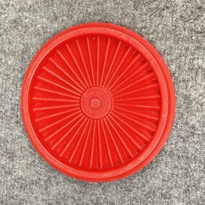 Tupperware 812 Red Servalier Round Replacement Lid Only 5 1/8" USA - Picture 1 of 3