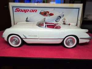 Crown Premiums 1:8 Snap On White/Red 1953 Convertible Corvette Rare $174.99 - Picture 1 of 24