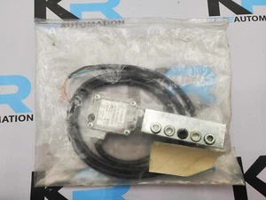 Flenco 6213002 MicroSwitch 5A/220VAC 5A/24VDC - Picture 1 of 4