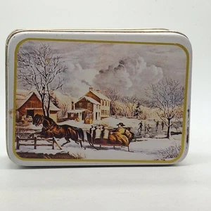 Lata Giftco con impresión "Escenas de granja americana No. 4" de Currier & Ives - Imagen 1 de 7