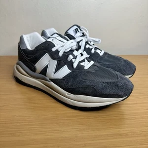 New Balance 5740 M5740VL1 (La Scelta Intelligente) Uomo 13D Sale Marino Scamosciato - Foto 1 di 9