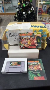 CIB DONKEY KONG COUNTRY SUPER NINTENDO SNES VIDEO GAME COMPLETE IN BOX PROTECTOR - Picture 1 of 18
