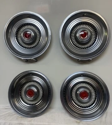 4) Cubierta de rueda tapacubos Ford Granada Comet Maverick Monarch Zephyr 1975-1978 14" Foto 1 de 4