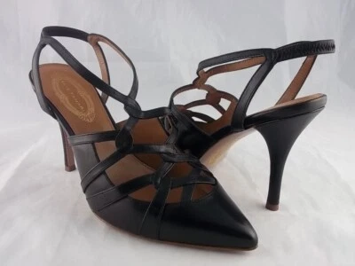 Tacón con tiras de cuero negro Elie Tahari talla 39 | 9 correa para el tobillo bomba punta alta Foto 1 de 4