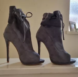 In The Style Sexy Grey Slouchy Paper Bag Peeptoe Ankle Boots Size 5 - Picture 1 of 8