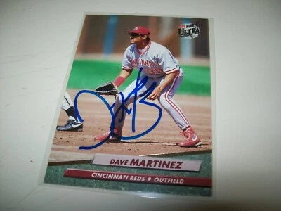 1992 FLEER ULTRA DAVE MARTINEZ AUTOGRAPH SIGNED AUTO #484 CINCINNATI REDS - Image 1 of 2