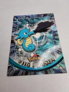 Topps Pokémon #116 Horsea Pesce d'Acqua Regolare Edizione TV Animazione LP - Foto 1 di 9