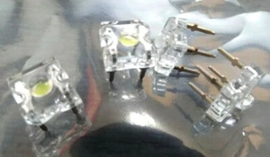 20x warm white Super Flux 4 pin bright LED CP-3M04WCM23L - Imagen 1 de 4