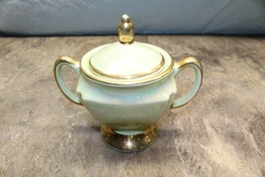 VINTAGE CG USA WARRANTED LIGHT GREEN LUSTREWARE SUGAR HOLDER 22 KT GOLD 122A - Picture 1 of 5
