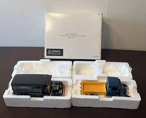 Signature Models 1920 White Delivery Van & 1923 Ford TT Pick-up Diecast Trucks - Picture 1 of 12