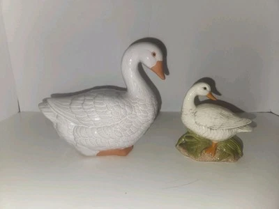 Lote de 2 estatuillas de cerámica vintage de ganso y pato - decoración de campo de granja Foto 1 de 4