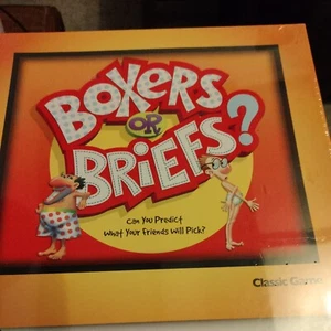 Hasbro Boxershorts oder Slips? Klassisches Spiel für Erwachsene. Factory Sealed - Bild 1 von 2