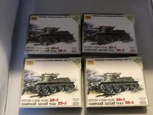 ZVEZDA SERBATOIO LEGGERO SOVIETICO BT-5 1/100 NUOVO CON SCATOLA X 4 - Foto 1 di 7