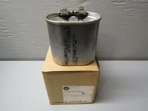 Mallory C37FD3720 Capacitor - Picture 1 of 2