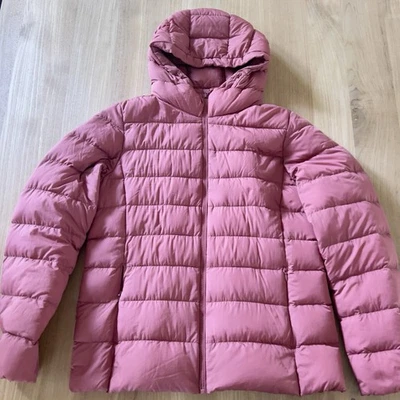 Женский ультралегкий пуховик Uniqlo размер M - Изображение 1 из 4